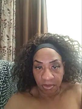 Big Booty Bonnie online show from May 22, 2026, 4:52 am
