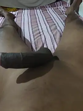 Snapshot of Mallilokui chatting on March 27, 2026, 4:18 pm Mallilokui online show from March 27, 2026, 4:18 pm