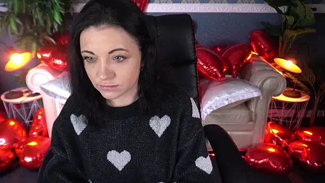 Dafni Monn online show from February 22, 2026, 6:35 am