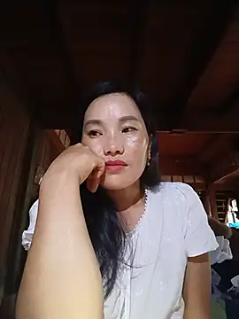 Snapshot of yu--yo chatting on July 25, 2026, 1:36 am yu--yo online show from July 25, 2026, 1:36 am
