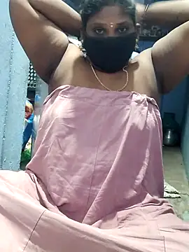 divyasree1431 online show from April 30, 2026, 4:02 pm