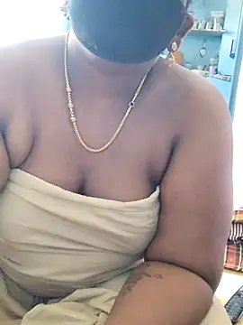 divyasree1431 online show from May 12, 2026, 9:28 am