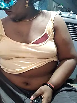 divyasree1431 online show from May 30, 2026, 7:55 pm