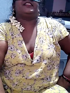 divyasree1431 online show from June 9, 2026, 2:50 pm