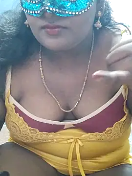 divyasree1431 online show from June 21, 2026, 4:04 am