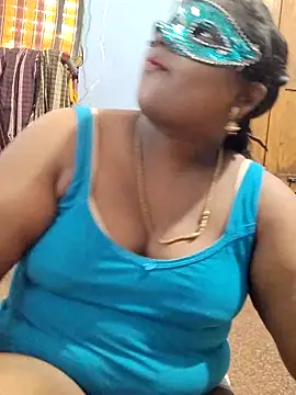 divyasree1431 online show from June 27, 2026, 5:01 am