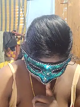divyasree1431 online show from July 26, 2026, 12:12 pm
