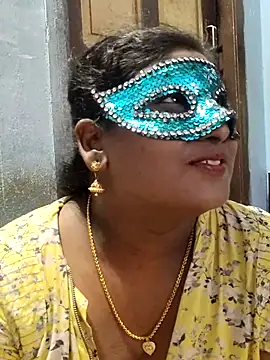 divyasree1431 online show from July 29, 2026, 3:21 pm