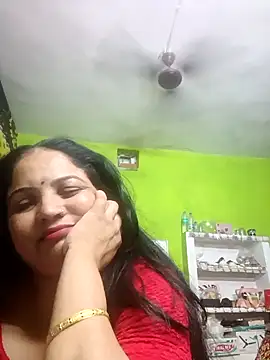 Chanchal cute online show from March 17, 2026, 6:44 pm