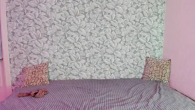 Snapshot of Eva_Alex_ chatting on May 24, 2026, 6:29 am Eva Alex online show from May 24, 2026, 6:29 am