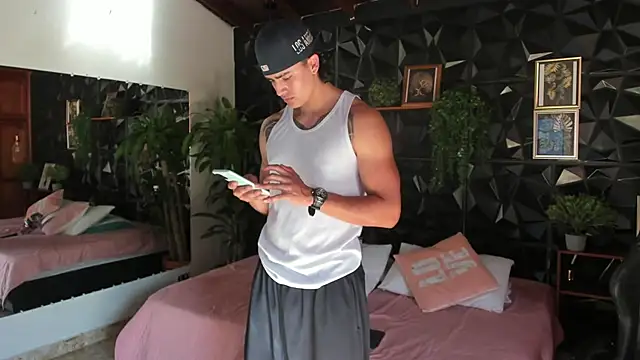 elliot colton online show from June 11, 2026, 8:29 pm