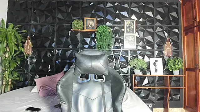 elliot colton online show from June 13, 2026, 10:18 pm