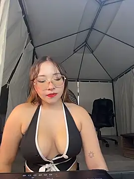 AliciaWhite nt online show from June 11, 2026, 12:32 am