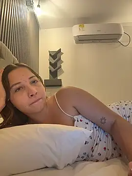 AliciaWhite nt online show from July 21, 2026, 4:04 am