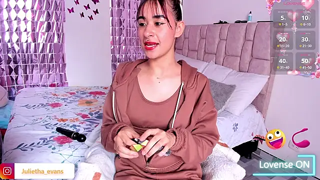 Julietha-evans online show from March 8, 2026, 7:28 pm