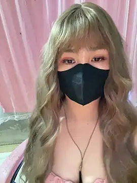 -Violet-t online show from March 7, 2026, 2:03 pm