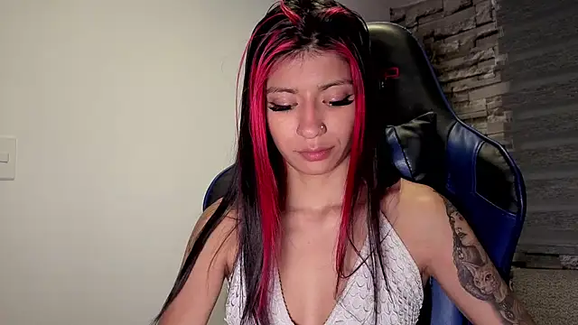 dulcetorresvg online show from July 13, 2026, 4:15 am