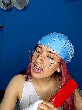 Snapshot of MichaelRossexxx chatting on March 4, 2026, 1:44 am MichaelRossexxx online show from March 4, 2026, 1:44 am