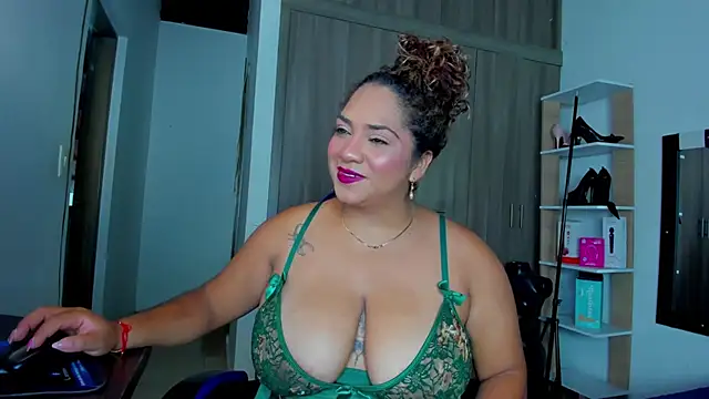 Snapshot of _lissa_02 chatting on July 21, 2026, 2:36 am lissa 02 online show from July 21, 2026, 2:36 am