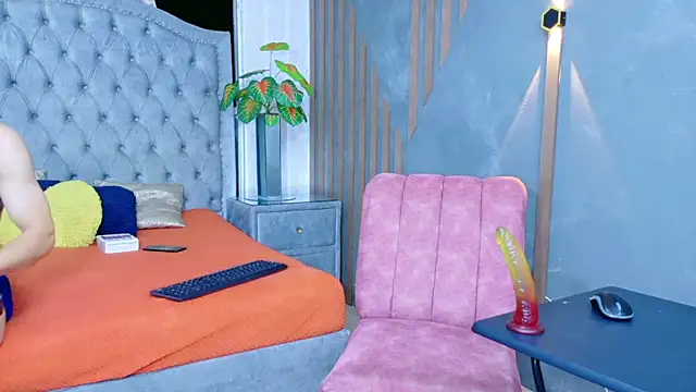 CailinANDlucaz online show from February 11, 2026, 5:23 am