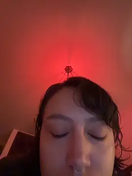 Snapshot of witchdub chatting on May 14, 2026, 9:32 pm witchdub online show from May 14, 2026, 9:32 pm