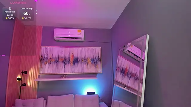 Snapshot of lilian_vergara chatting on June 12, 2026, 6:40 pm lilian vergara online show from June 12, 2026, 6:40 pm