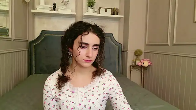 Snapshot of Susan_Fors chatting on July 12, 2026, 12:07 pm Susan Fors online show from July 12, 2026, 12:07 pm