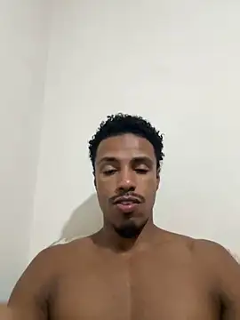 LorenzoBlack27 online show from April 29, 2026, 12:59 am