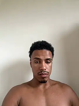 LorenzoBlack27 online show from June 13, 2026, 6:50 pm