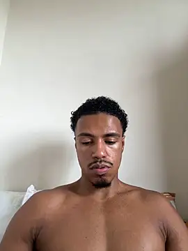 LorenzoBlack27 online show from June 14, 2026, 3:47 pm