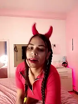 imaculada666 online show from February 5, 2026, 9:52 pm