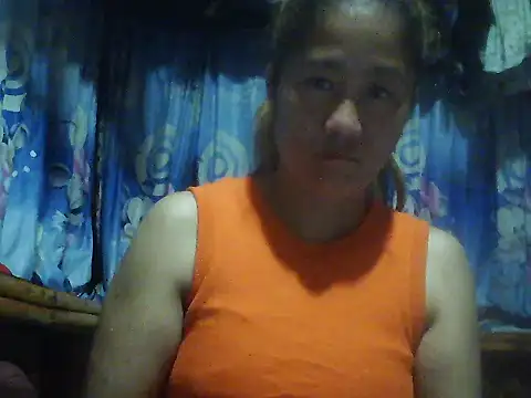 Snapshot of lovelyxxx88 chatting on February 13, 2026, 7:43 pm lovelyxxx88 online show from February 13, 2026, 7:43 pm