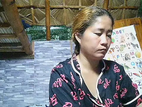 Snapshot of lovelyxxx88 chatting on February 18, 2026, 1:01 am lovelyxxx88 online show from February 18, 2026, 1:01 am