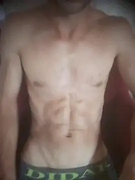 Snapshot of Manueloncho chatting on February 4, 2026, 10:26 pm Manueloncho online show from February 4, 2026, 10:26 pm