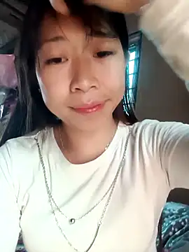 Mayly lucky2 online show from April 22, 2026, 10:17 am