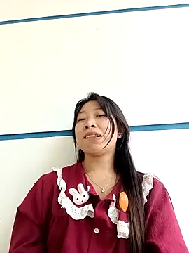 Snapshot of Mayly_lucky2 chatting on May 16, 2026, 1:02 am Mayly lucky2 online show from May 16, 2026, 1:02 am