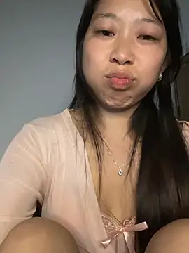 Snapshot of Mayly_lucky2 chatting on June 9, 2026, 8:59 am Mayly lucky2 online show from June 9, 2026, 8:59 am