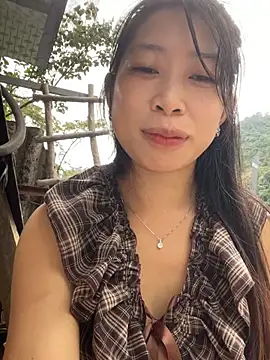 Snapshot of Mayly_lucky2 chatting on July 26, 2026, 1:47 am Mayly lucky2 online show from July 26, 2026, 1:47 am