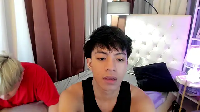 davincihugecock online show from April 29, 2026, 6:03 pm