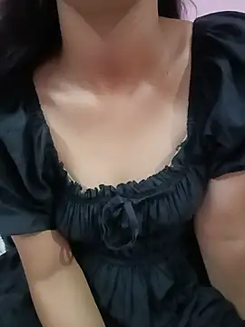 Snapshot of eddy_girl chatting on July 10, 2026, 5:15 pm eddy girl online show from July 10, 2026, 5:15 pm