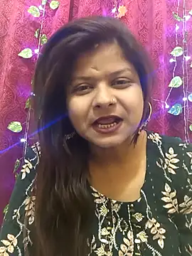 Attractive Queen  online show from March 15, 2026, 5:24 am