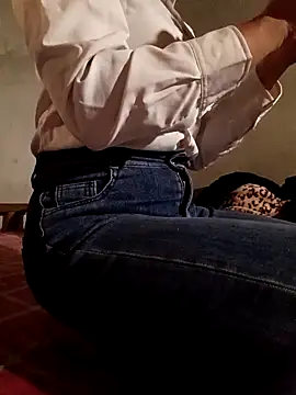 Snapshot of hoahong2 chatting on March 2, 2026, 10:11 am hoahong2 online show from March 2, 2026, 10:11 am