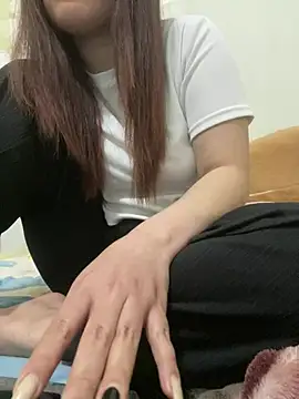 -Mimiu- online show from February 14, 2026, 1:52 pm