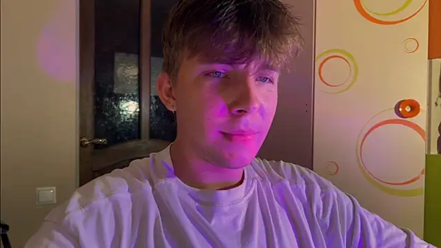 Snapshot of marcus_euphoria_ chatting on July 11, 2026, 10:22 pm marcus euphoria online show from July 11, 2026, 10:22 pm