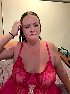 carinabro10 online show from January 13, 2026, 8:52 am