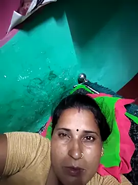 Snapshot of Reena_lodha chatting on May 11, 2026, 2:56 pm Reena lodha online show from May 11, 2026, 2:56 pm