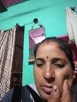 Snapshot of Reena_lodha chatting on June 14, 2026, 11:07 pm Reena lodha online show from June 14, 2026, 11:07 pm
