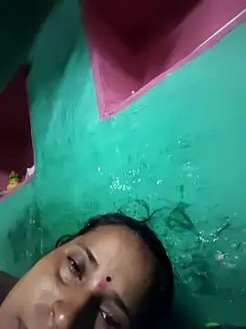 Snapshot of Reena_lodha chatting on July 1, 2026, 11:15 pm Reena lodha online show from July 1, 2026, 11:15 pm