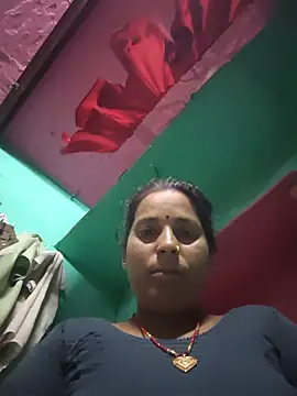 Snapshot of Reena_lodha chatting on July 3, 2026, 10:49 pm Reena lodha online show from July 3, 2026, 10:49 pm