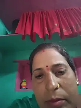 Snapshot of Reena_lodha chatting on July 12, 2026, 7:54 am Reena lodha online show from July 12, 2026, 7:54 am